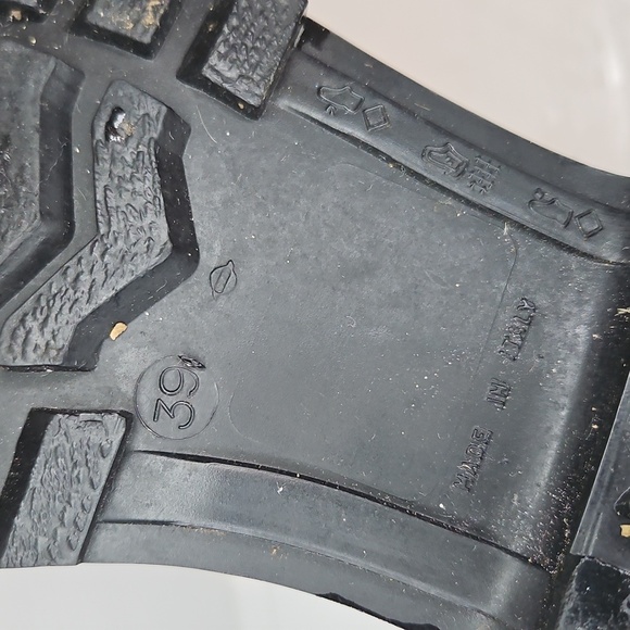 Burberry Heart Print Check Rain Boot Size 39 - Picture 7 of 8